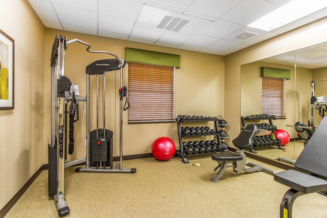Mainstay Suites Stanley Esterno foto