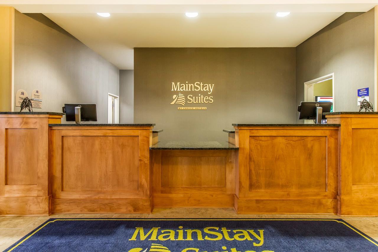 Mainstay Suites Stanley Esterno foto